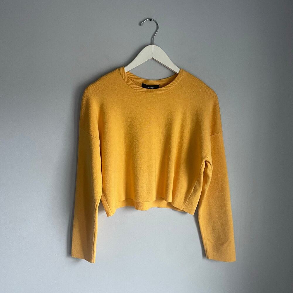 Forever21 Bright Yellow Crewneck Sweater size Medium Basic Classic Heritage